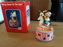 ENESCO Musikspieldose MICKEY SHOOTS FOR THE STARS