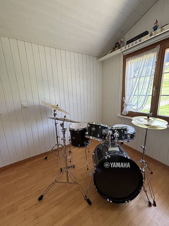 Instruments de musique: Schlagzeug – D'occasion à Appenzell par sil_xw57 1