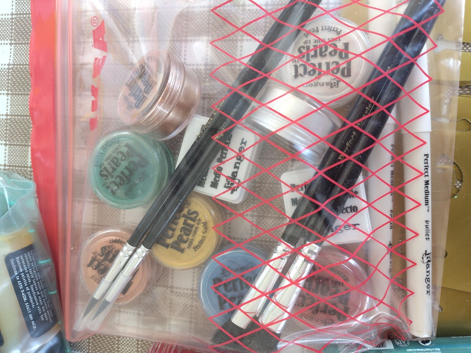 Kit bricolage: Bastelmaterial Stifte, Farben, Embossing, Schablonen Konvolu – Usato da Birsfelden venduto da Aline040 3