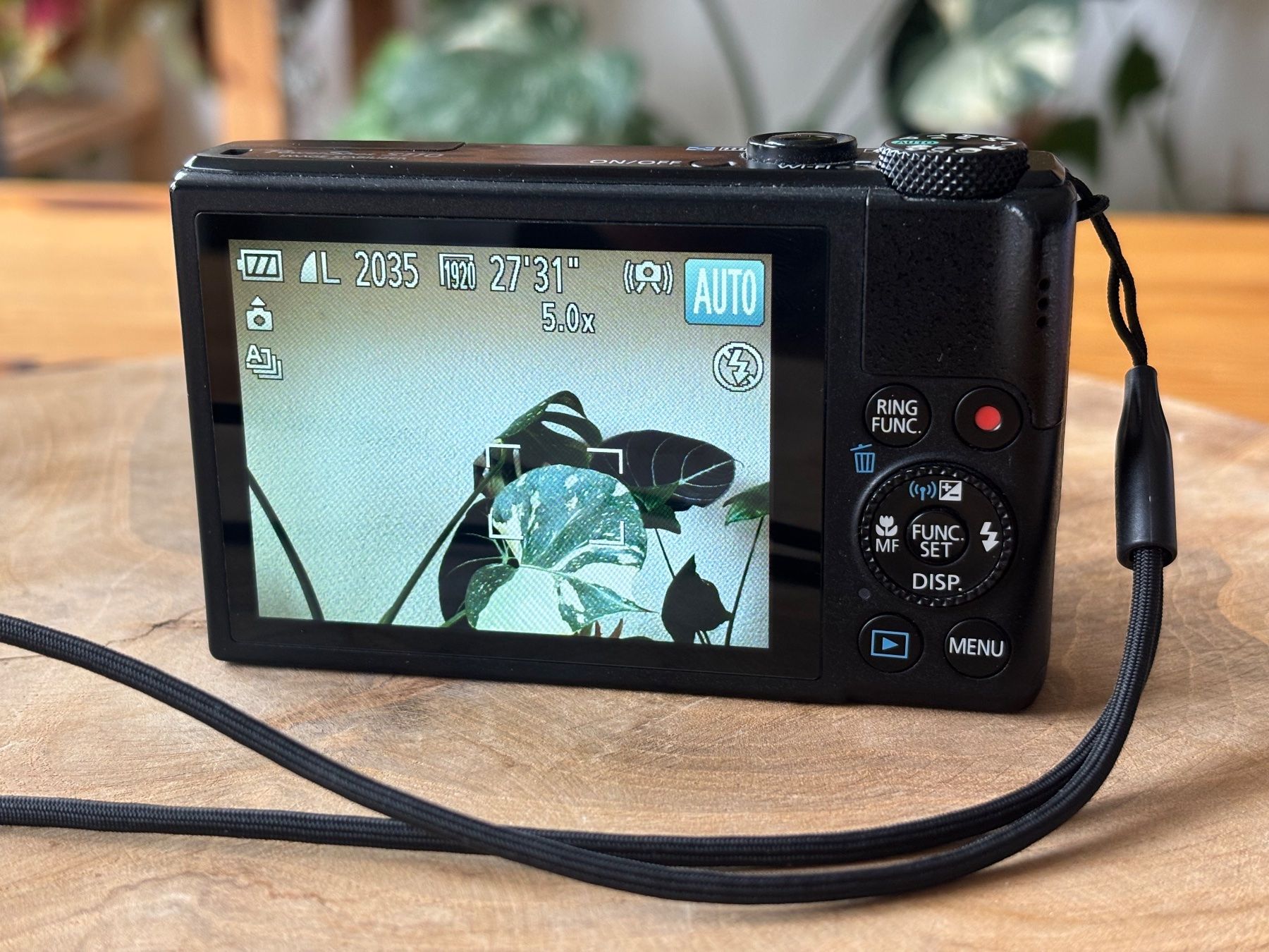 Canon Kamera: Canon PowerShot S110 mit defekten Blitzer – Defekt aus Igis von sze_c5px 5