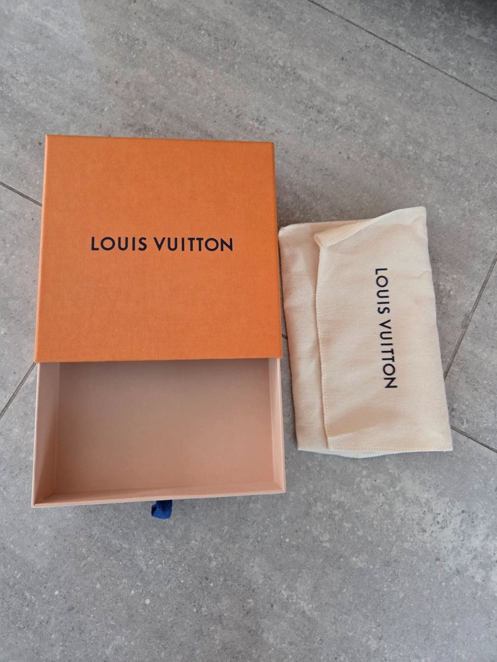 Altro in Decorazioni & Accessori: Louis Vuitton Box, Schachtel – Nuovo (secondo la descrizione) da Wiesendangen venduto da Sinhuk 2