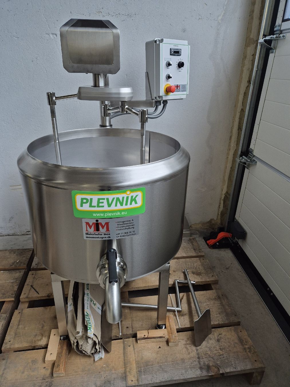 Cibi & Specialità: käsekessi 100 Liter – Nuovo (secondo la descrizione) da Eschlikon TG venduto da Meierhofer-Inox