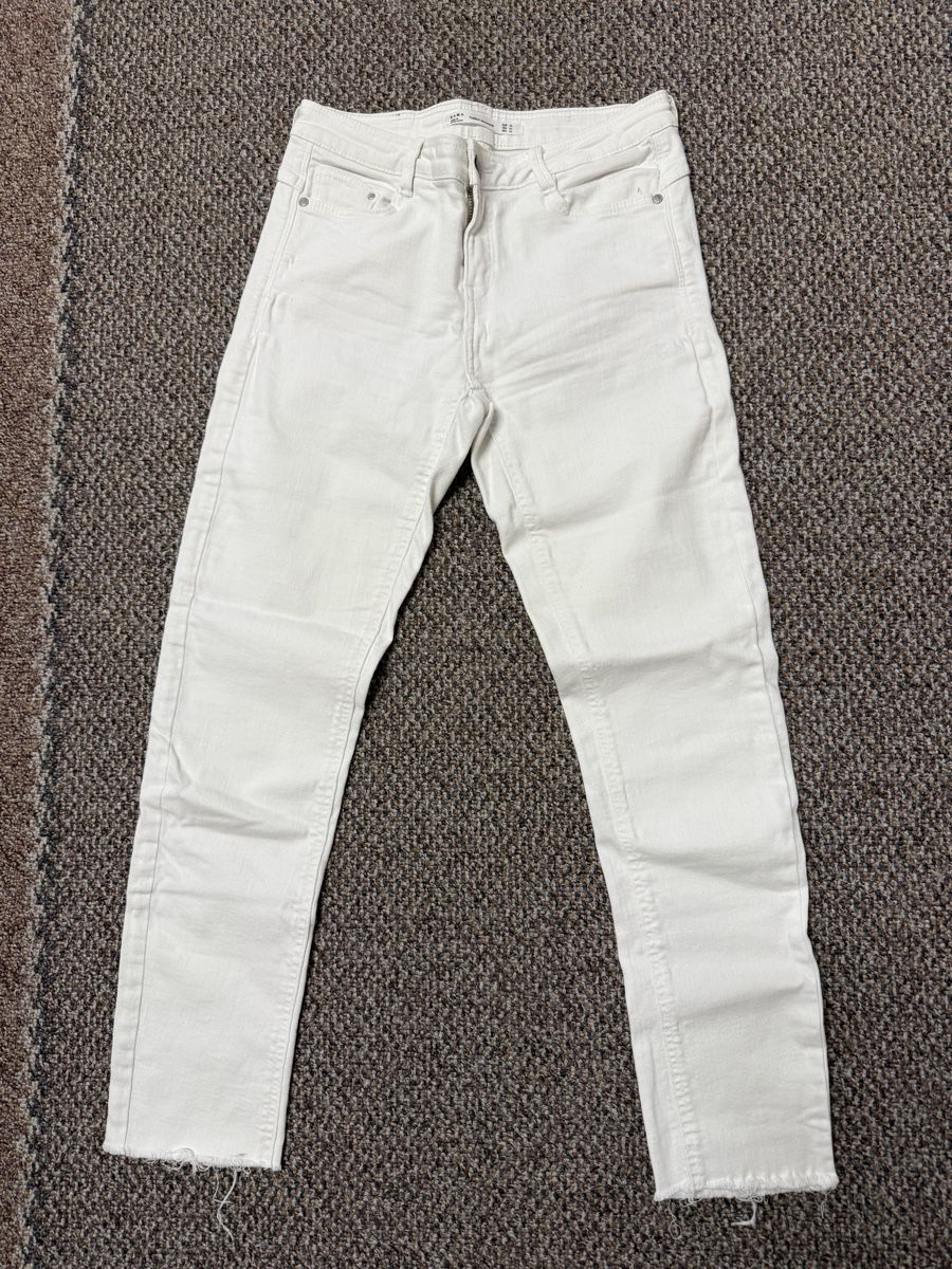 Pantaloni: Hose zara – Usato da visp venduto da Kmemo1