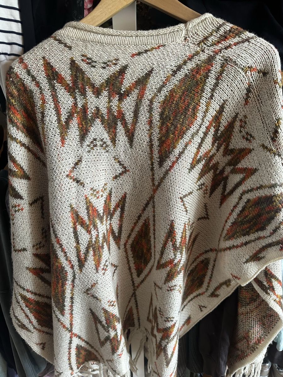 Giacche: Poncho unisize – Usato da Münsingen venduto da Secondhand89 2