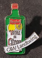 CC889 - Pin Flasche Vodka au Citron C&W Landtwing