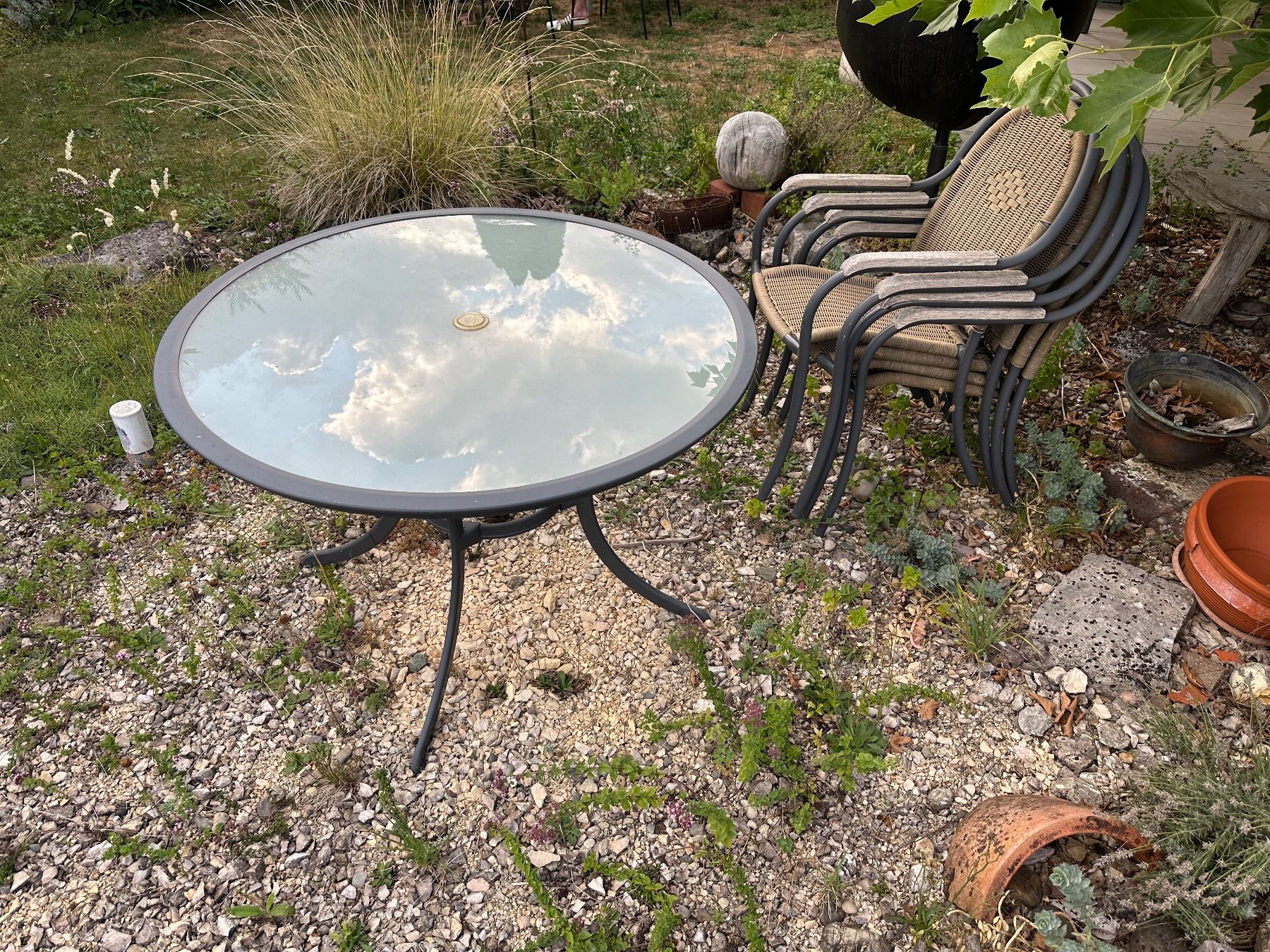 Tischset: Runder Gartentisch und 4 Stühle – Gebraucht aus Amlikon-Bissegg von Matthias91296 1