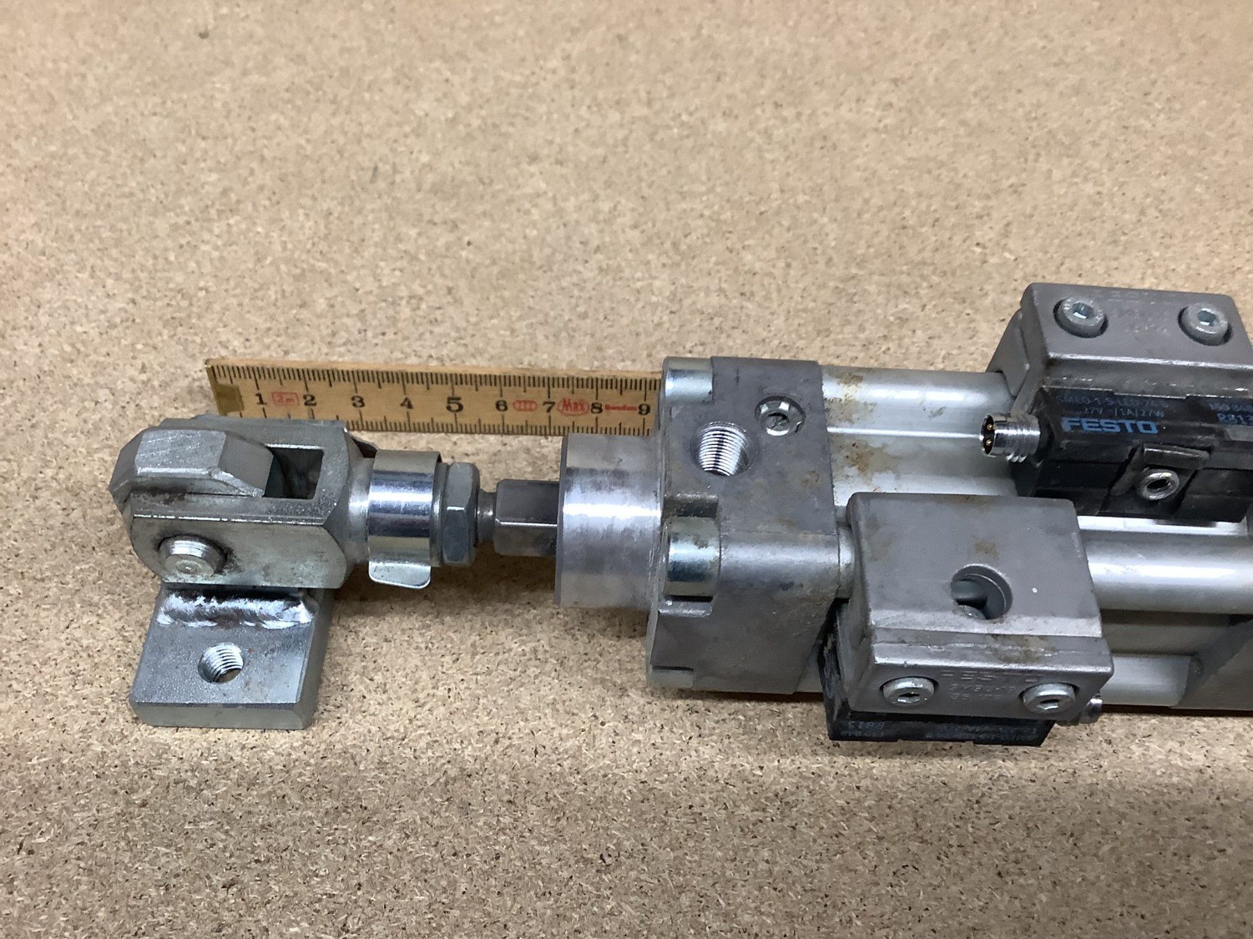 Festo Altri prodotti elettronici: Festo Doppel Zylinder – Usato da Glarus venduto da Mdelphi 2