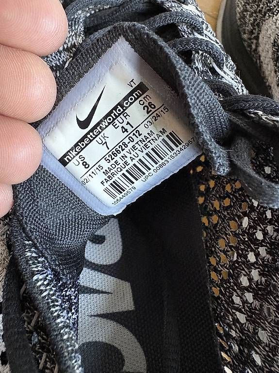 Nike Chaussures hommes: Nike Flyknit Racer – D'occasion à Zürich par ChrisCF 2