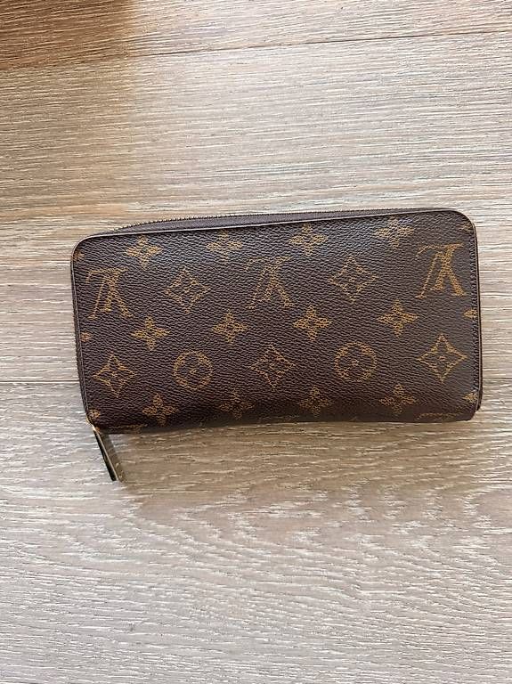 Portamonete: Louis Vuitton Zippy Gedlbörse – Usato da Feusisberg venduto da Stefanie1277 2