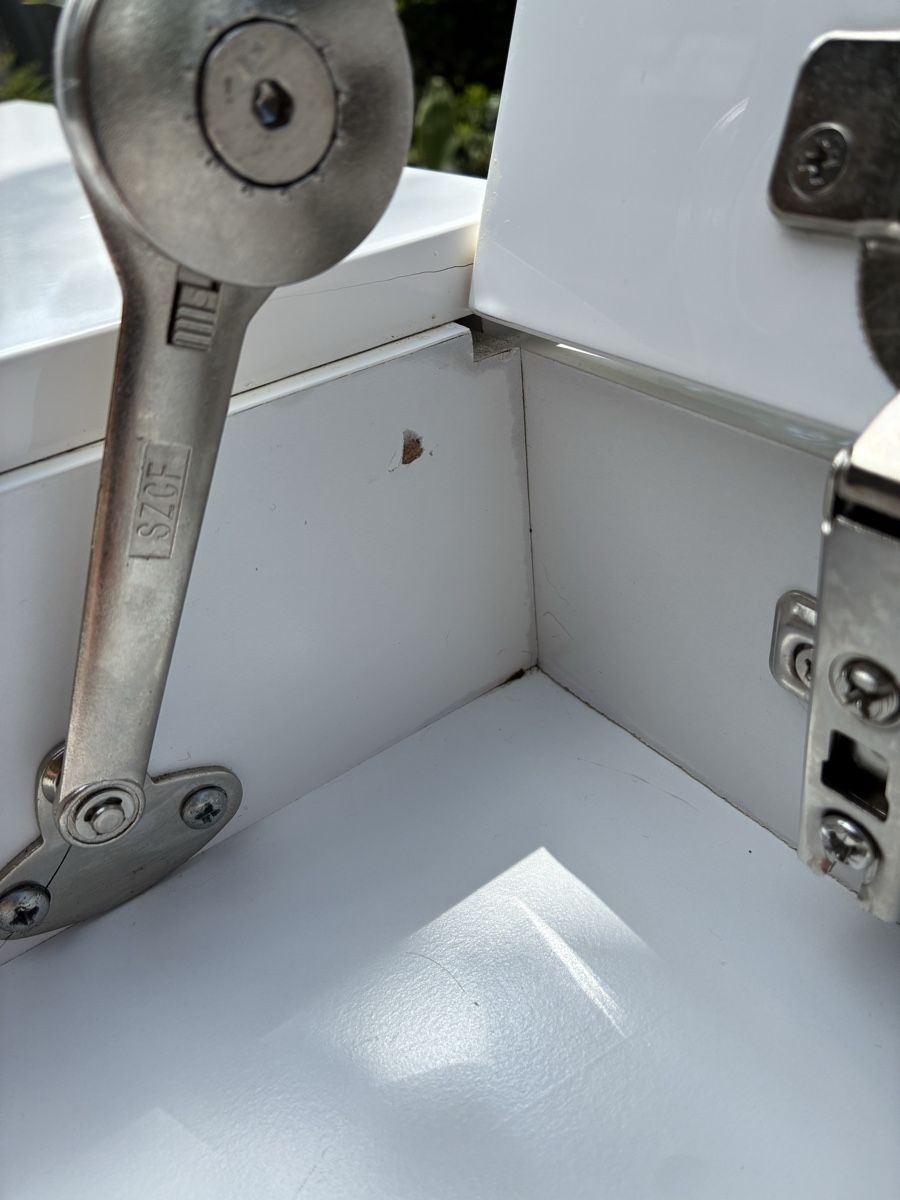 Ikea Tavoli da trucco: IKEA MALM Schminktisch mit Spiegel, Weiss – Usato da Staad SG venduto da ann_qwr8 6