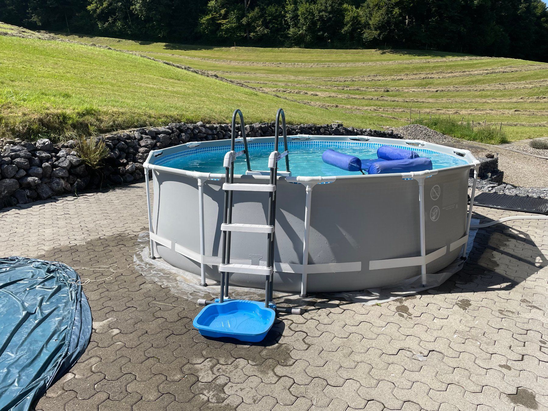 Intex Piscine: Pool Schwimmbad INTEX  366x99 cm Filter Pumpe Solarnatten – Usato da Oftringen venduto da noreply 8