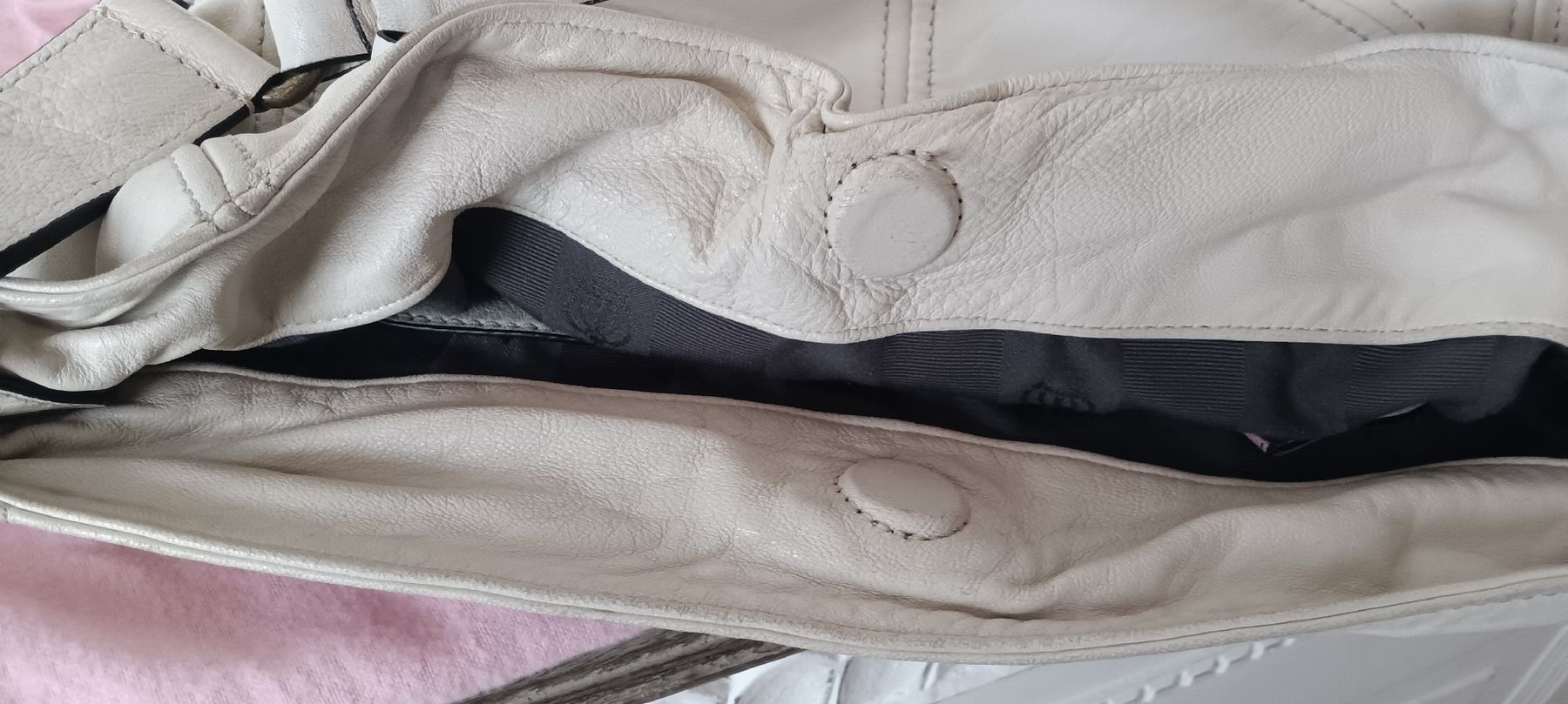 Juicy Couture Borse da donna: JUICY COUTURE TASCHE usa – Usato da Maienfeld venduto da Andyr44 7