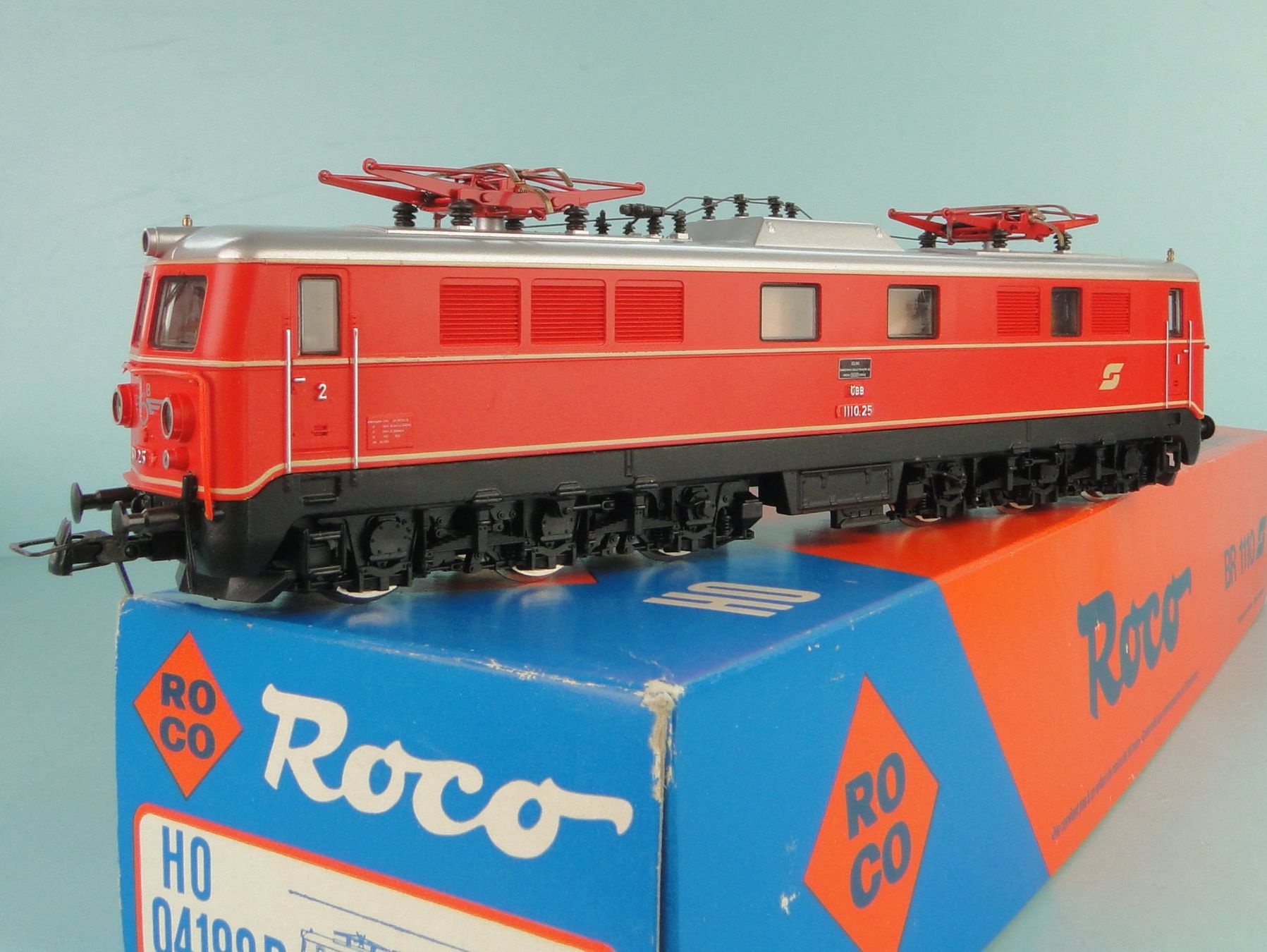 Roco Modellini di ferrovie: Roco 4198B ÖBB  1110, Neuwertig – Usato da Bülach venduto da cann11
