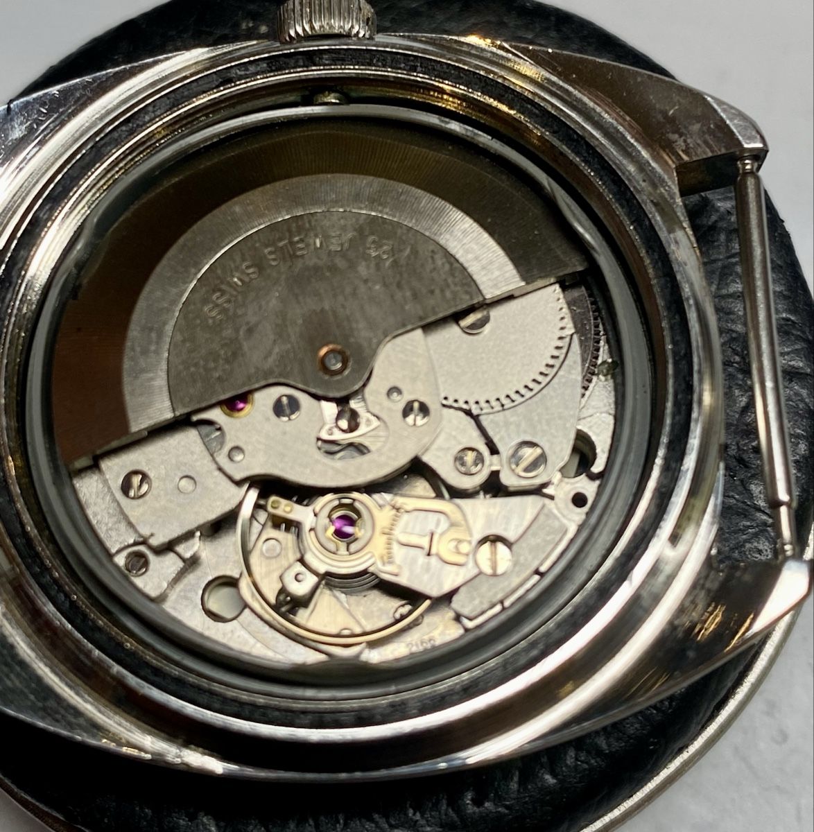 Montres: Montre vintage Crypton automatic day&date – D'occasion à Montagny-la-Ville par SecondA6Heuer 6