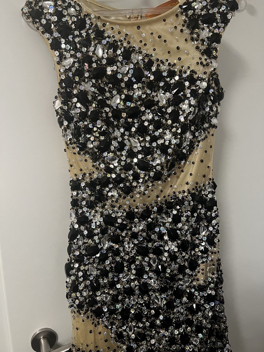 Vestiti: Maxi Kleid mit Pailletten – Nuovo (secondo la descrizione) da Amriswil venduto da AfraEsati1503 3