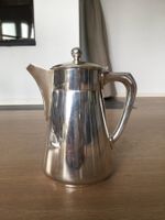 Tee-/Kaffeekanne mit Isolation 750 ml. Versilbert