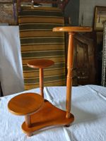 Schöner Blumenständer aus Holz, 3-Stufig, Vintage Stil