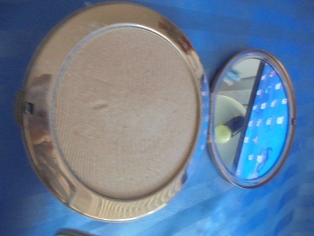 Estée Lauder Maquillage: ESTEE LAUDER Bronze Goddess Highlighting powder – D'occasion à Hinwil par Glasperlen 3