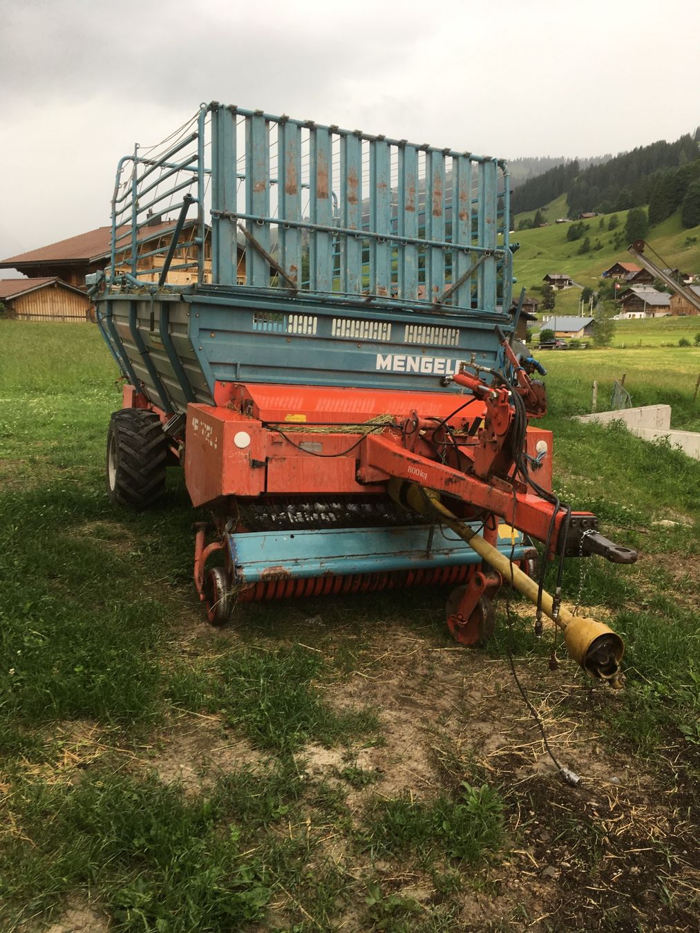 Mengele Rimorchi: Ladewagen Mengele LW210TQuadro – Usato da Saanenmöser venduto da MF382