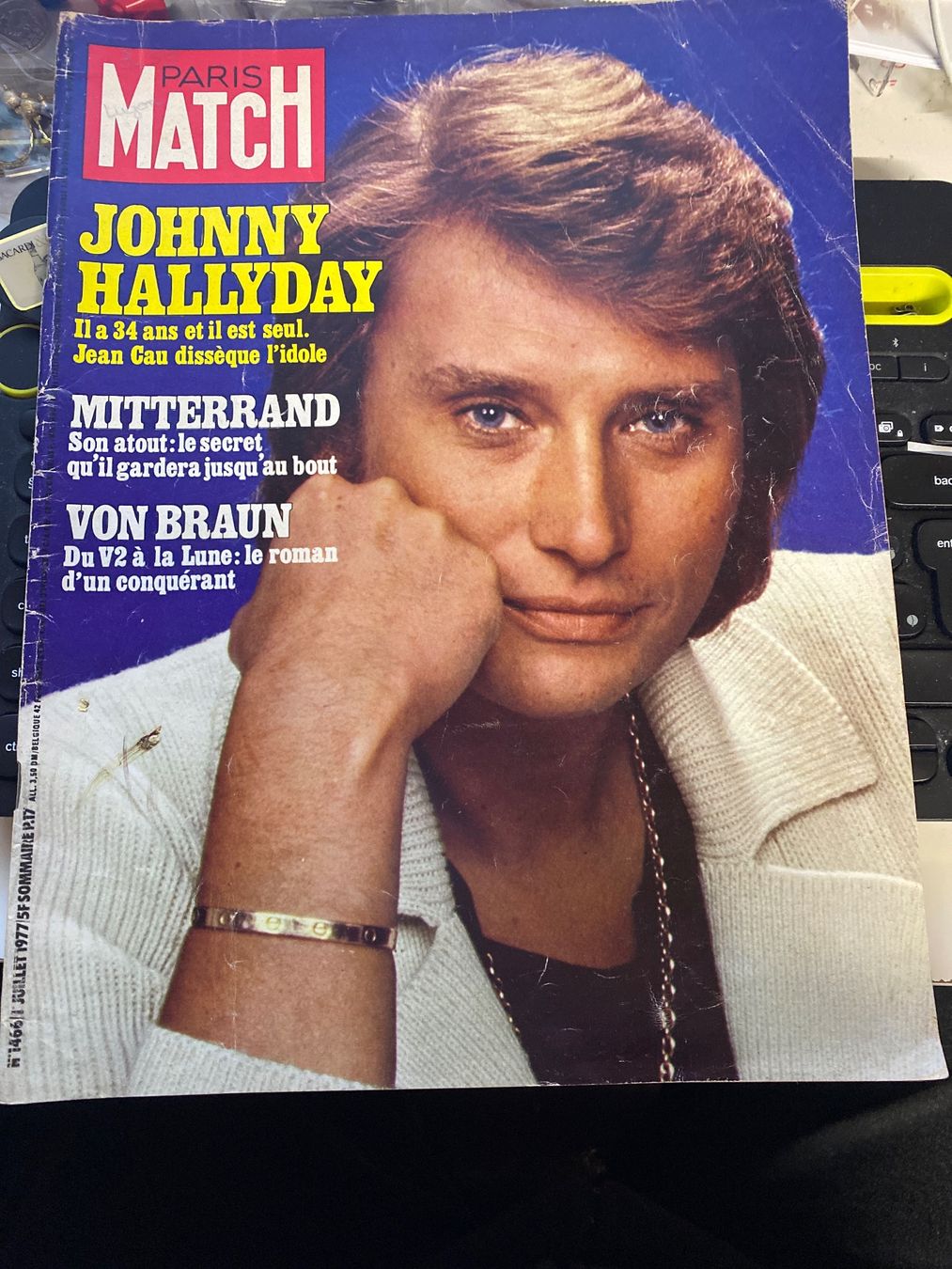 Riviste & Magazine: Paris Match - Johnny Hallyday 1977 – Usato da Le Brassus venduto da cinema13