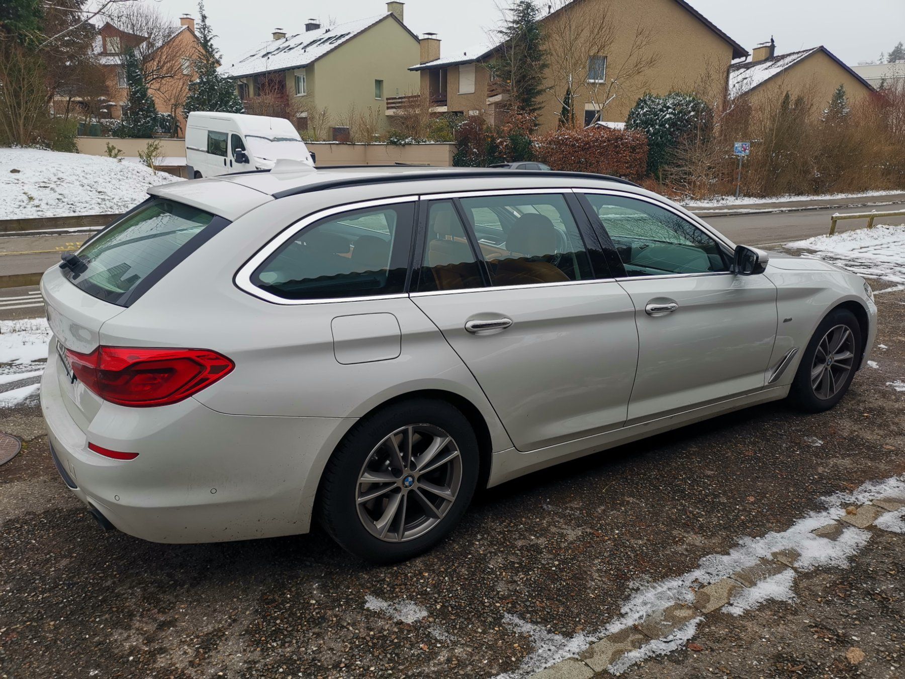 BMW Automobili: BMW 530D XDrive Touring – Usato da Rümligen venduto da link1980 1