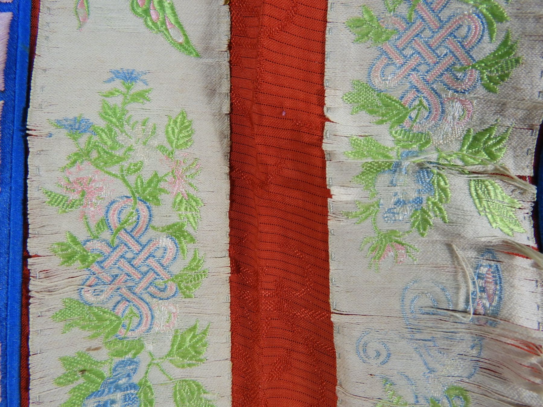 Costumi: China antikes Textil Gewand – Usato da Horw venduto da luzernicus 9