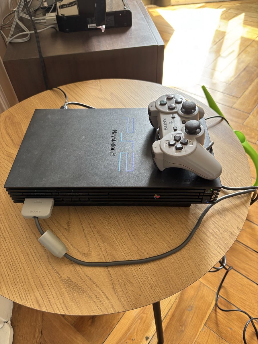 Sony Konsolen: PS2 + jeux + fonctionne – Gebraucht aus La Chaux-de-Fonds von DANIELA19961996 1