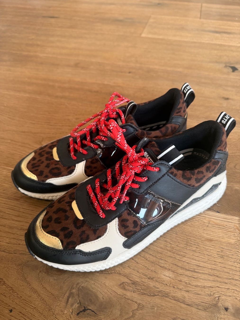 Scarpe da donna: Master of Arts Schuhe – Nuovo (secondo la descrizione) da Willerzell venduto da sabo.ca 1
