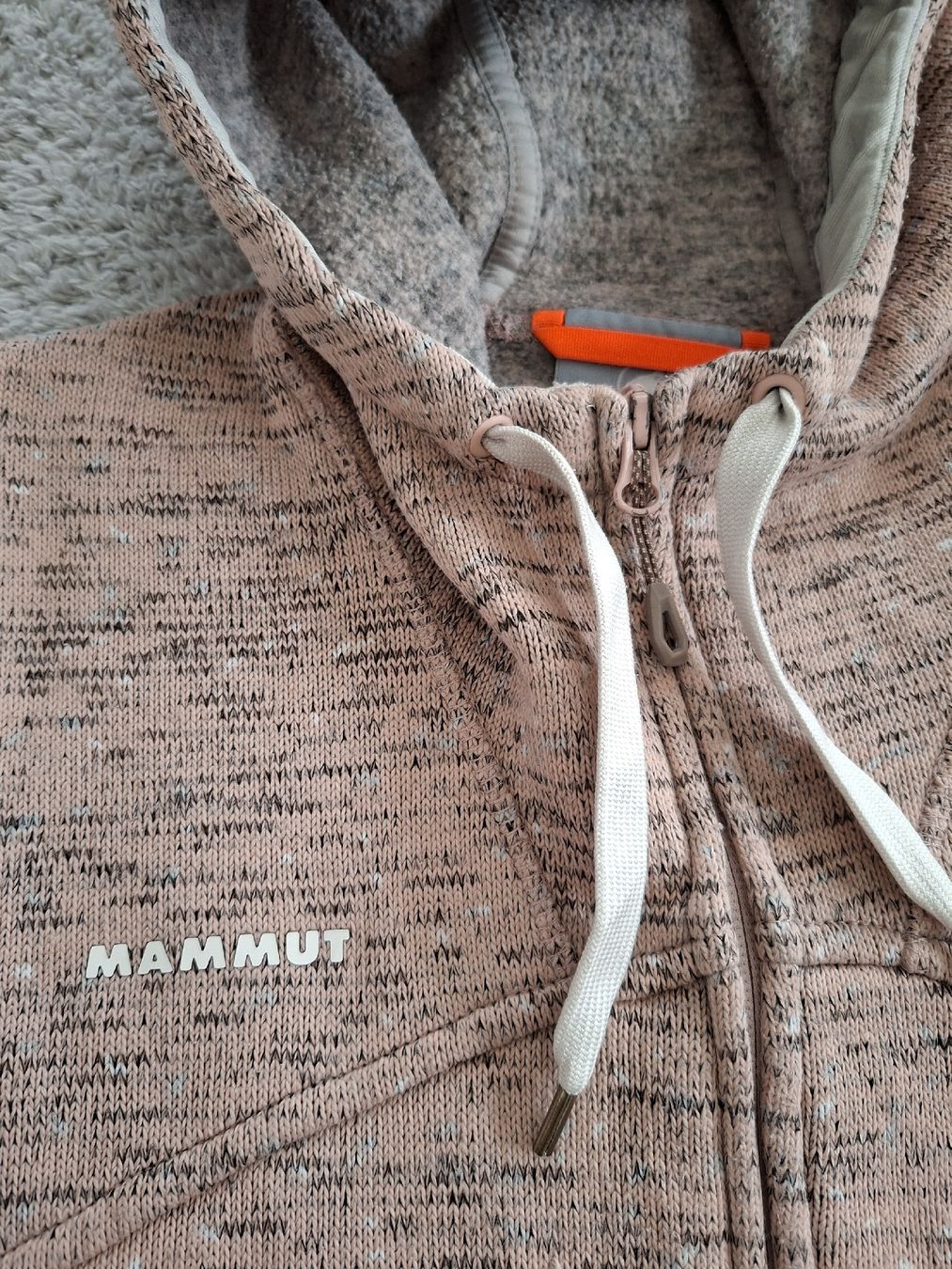 Mammut Maglioni & Felpe: Sweat capuche Mammut rose taille S – Usato da Renens VD venduto da ser_j2fn 1