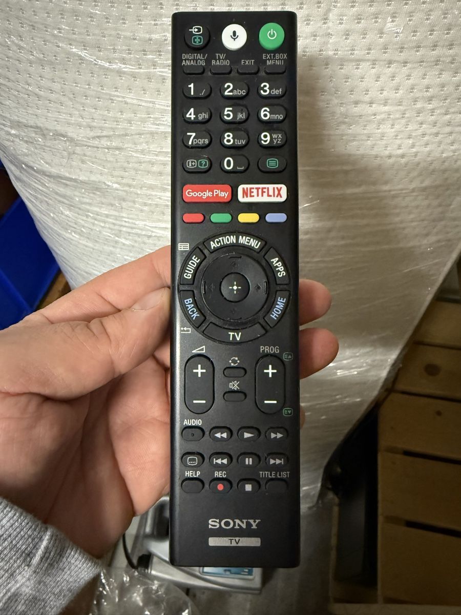 Sony Telecomandi: Sony Fernbedienung Model : RMF-TX310E – Usato da Oensingen venduto da aziri123