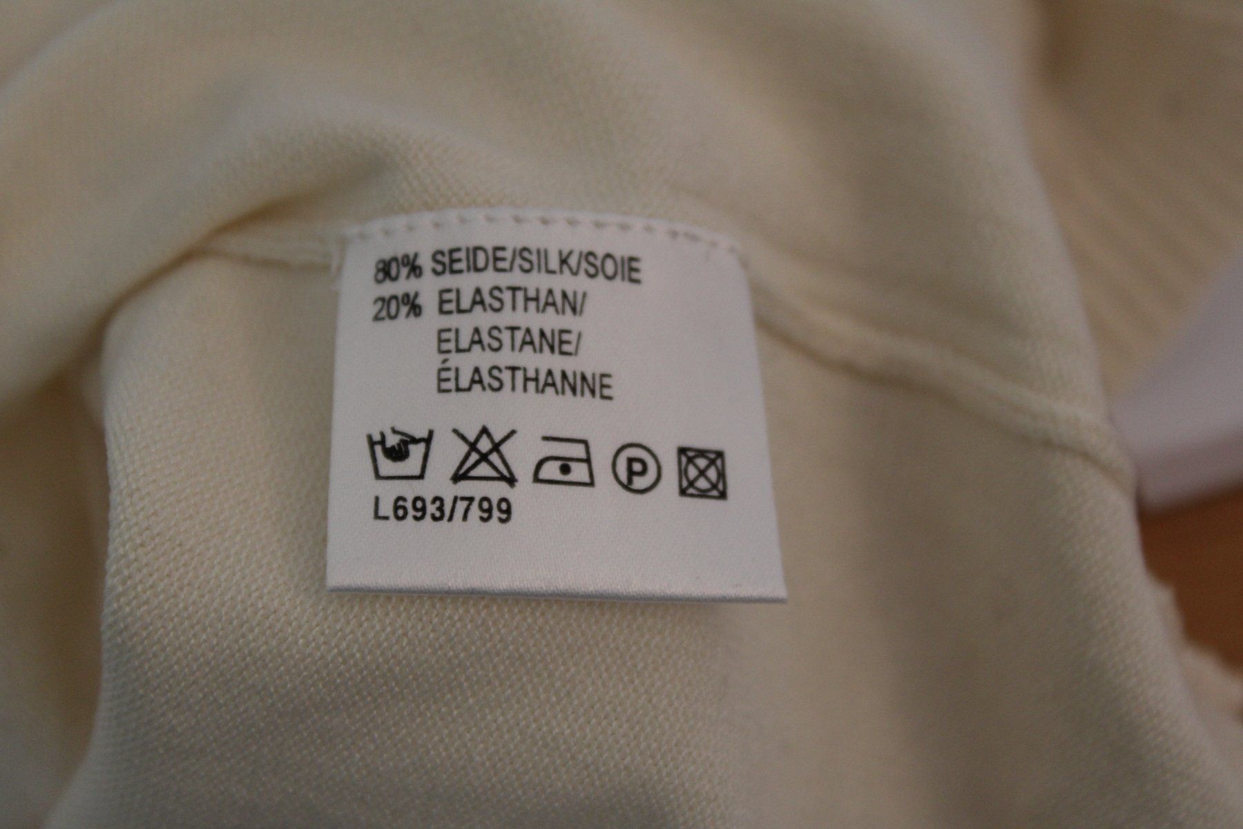 Madeleine Maglioni & Felpe: Seidenpullover von *MADELEINE* – Usato da Schaan venduto da antikes_und_kurioses 5