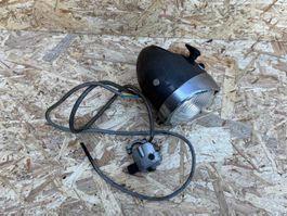 Eierlampe mit Schlüssel und Schalter… Pony