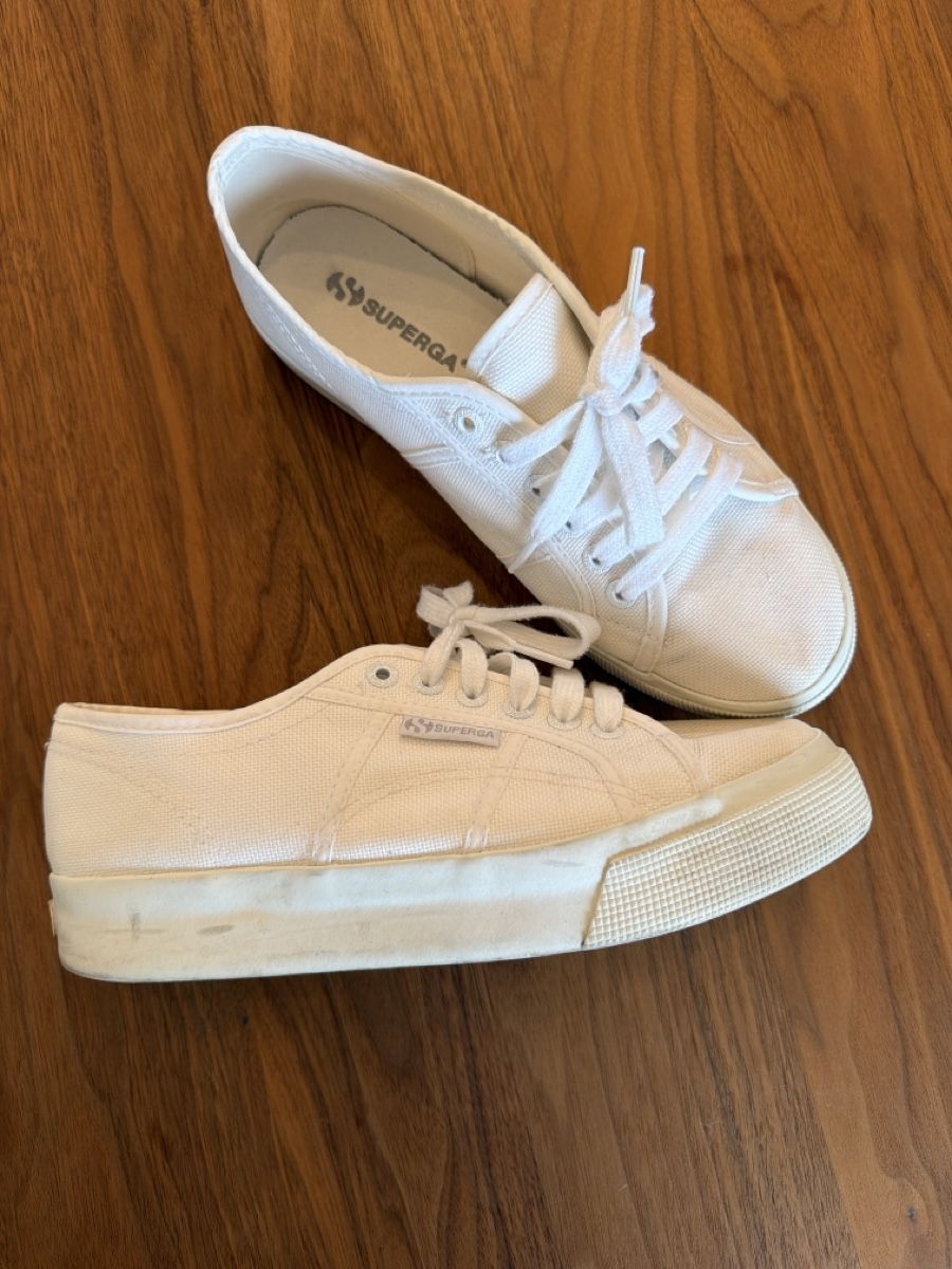 Superga Scarpe da donna: Superga weisse Leinenschuhe Gr. 39 – Usato da Zürich venduto da blancali 1