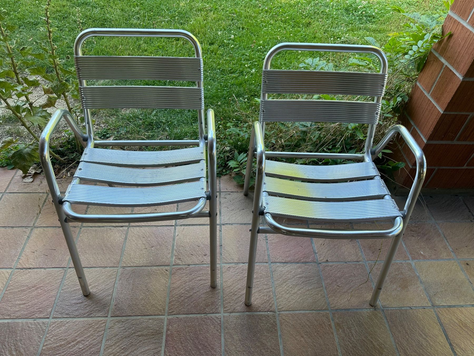 Sedie: 2 Aluminium-Gartenstühle, stapelbar, gebraucht – Usato da Binningen venduto da C0llin