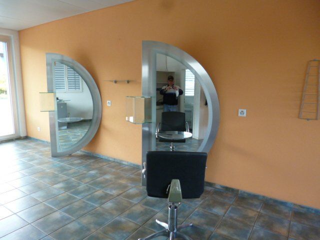 Spiegel: Friseursalon Einrichtung, Spiegel. – Gebraucht aus Erlinsbach von platin09 1