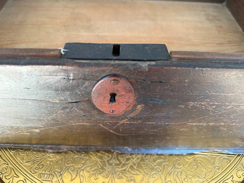 Cassapanche: Coffre à secrets avec 2 tiroirs secrets 18 siècles  – Usato da Preverenges venduto da mih_vqg5 3