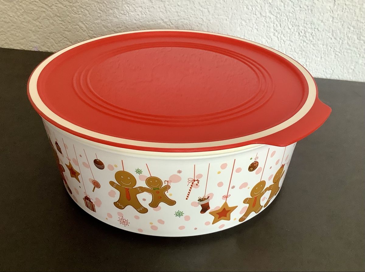 Tupperware Behälter & Ähnliches: Tupperware Vorratsdose 1.5L Lebkuchen Motiv rot  – Gebraucht aus Züberwangen von benjause 1