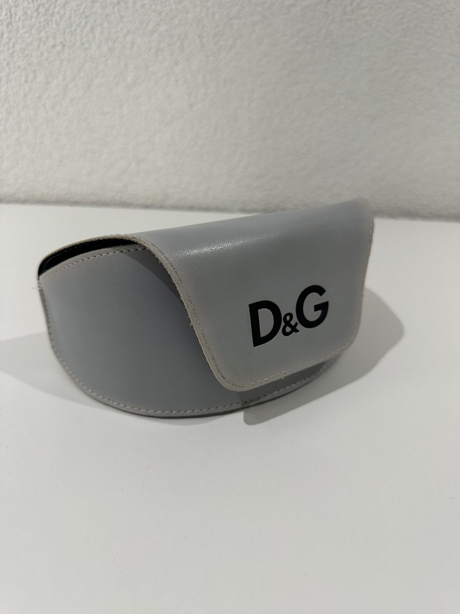 Dolce & Gabbana Autres vêtements & accessoires: Brillenetui D&G – D'occasion à Wallenwil par roberta.gr 4