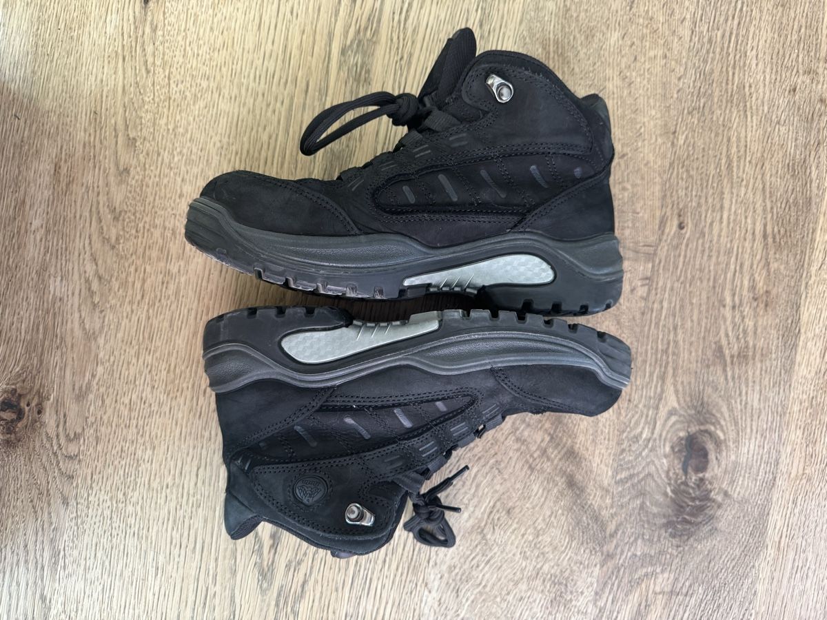 Scarpe da uomo: Sicherheitsschuhe Bata Gr. 39 – Usato da Zürich venduto da lillaulrich 3
