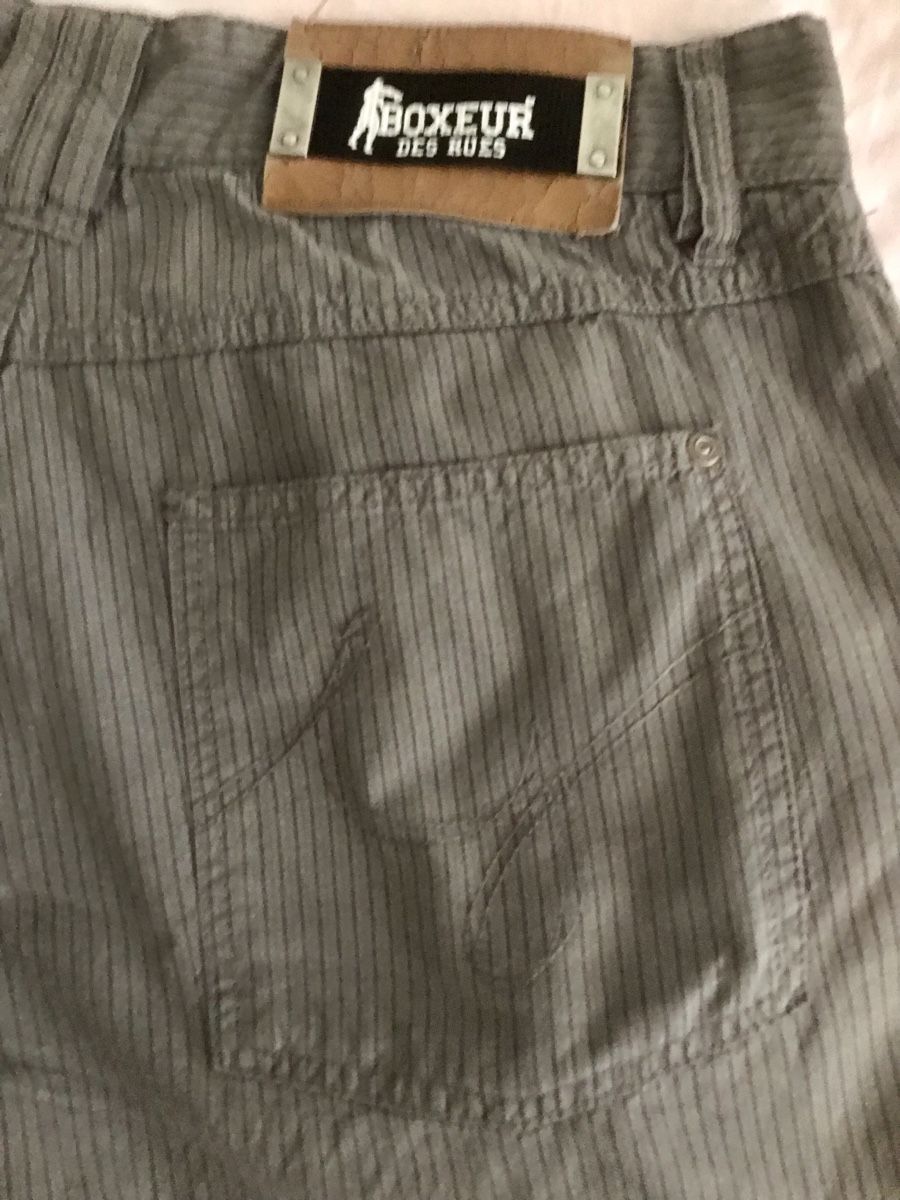 Pantaloni: SHORT BOXEUR DES RUES – Usato da Losone venduto da courrier 4