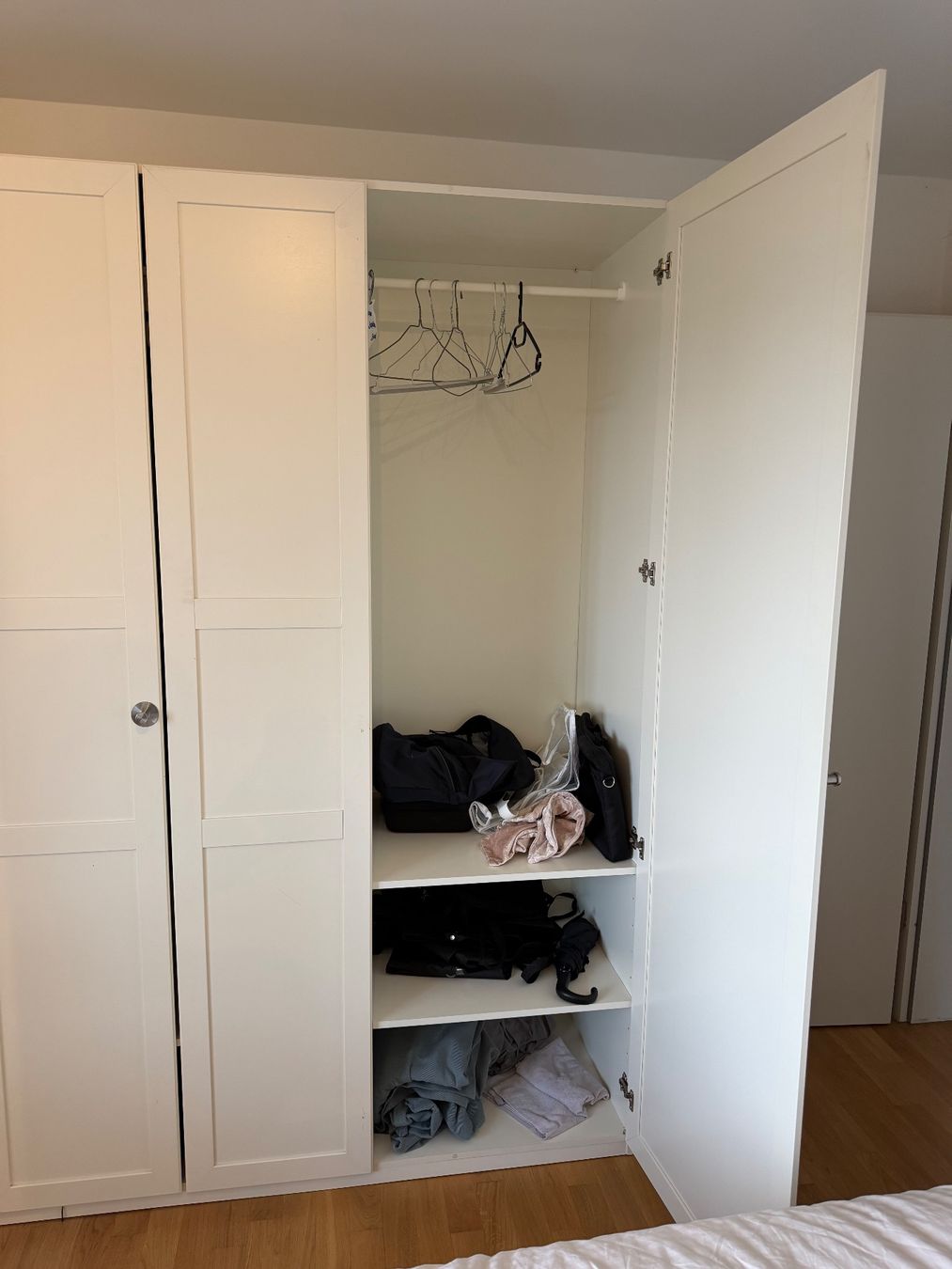 Ikea Armadi: GRATIS - Wardrobe IKEA – Usato da Thalwil venduto da kai_5csy 2