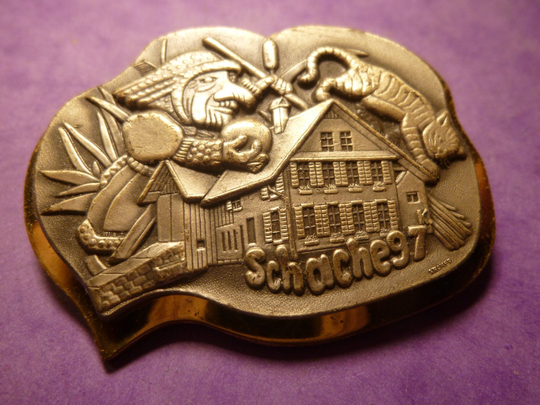Placchette & Badge: SCHACHE 1997  GOLD – Usato da Ried (Muotathal) venduto da Mandarin02