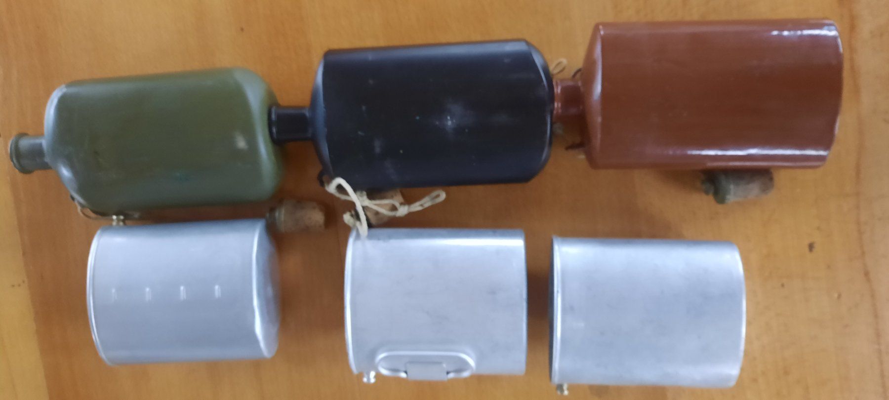 Armée suisse Equipement & pcs de rechange: Armee Feldflaschen – D'occasion à Lauerz par manasi 2