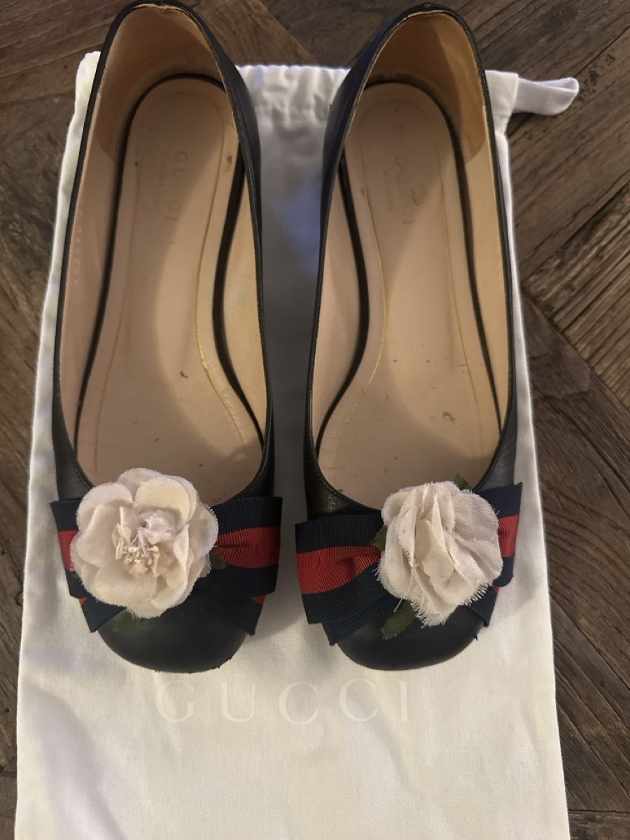 Gucci Damenschuhe: Gucci Ballerinas  Grösse 36.5 Leder – Gebraucht aus Zürich von shoppingmandy