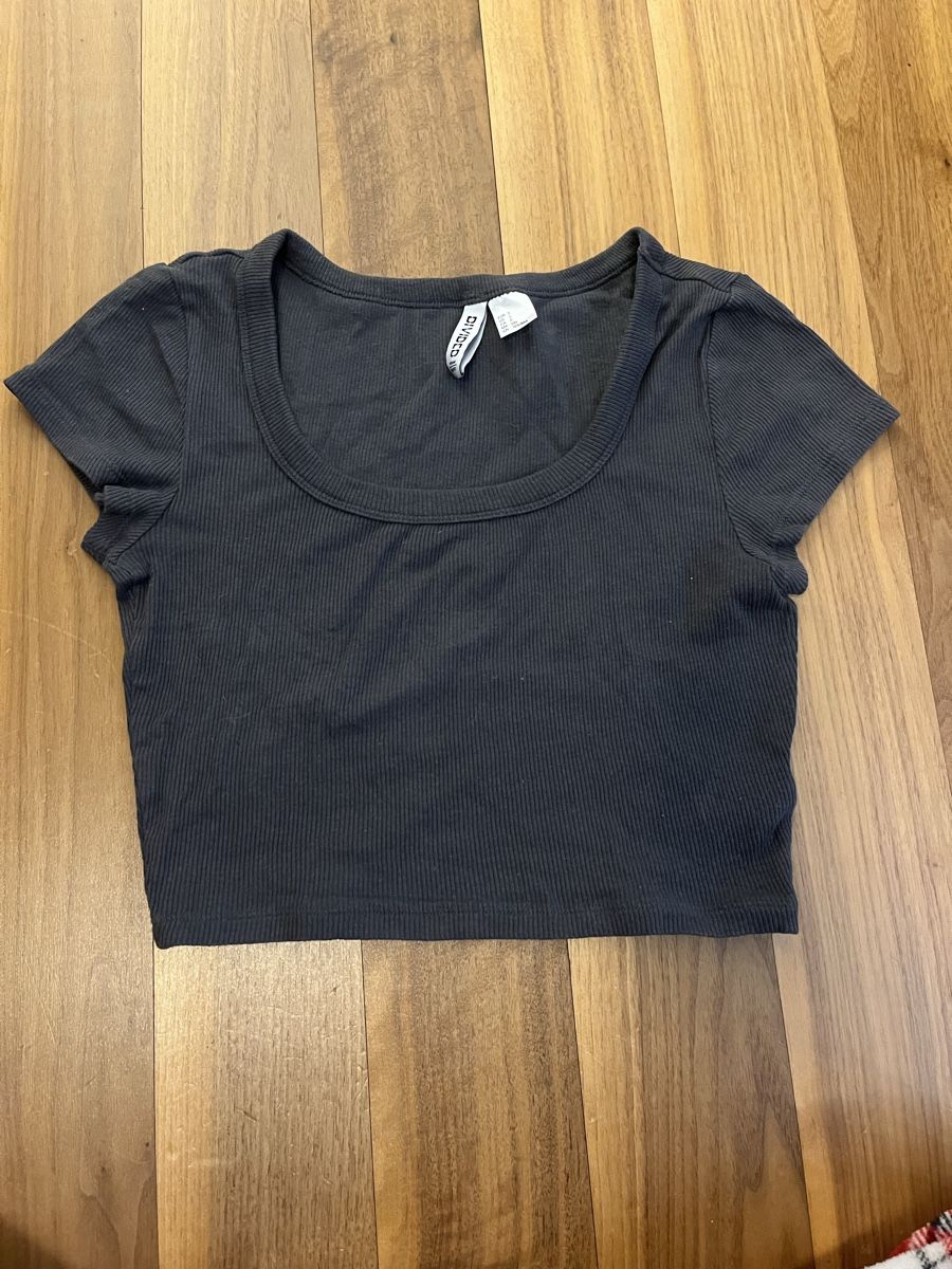 Top: 3er Set graue Tops Gr.XS – Usato da Oberwil-Lieli venduto da 2carin 4