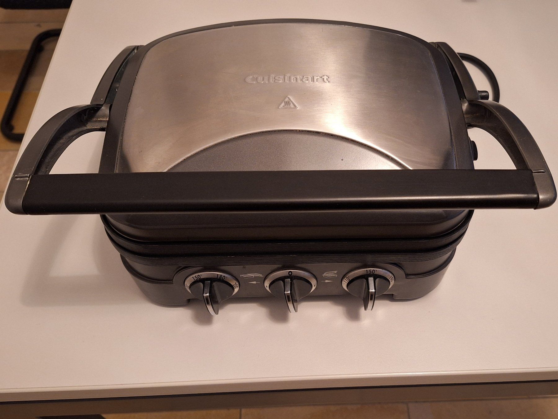 Cuisinart Griglie: Grill CUISINART GR40E – Usato da Muri b. Bern venduto da smt_hqn7
