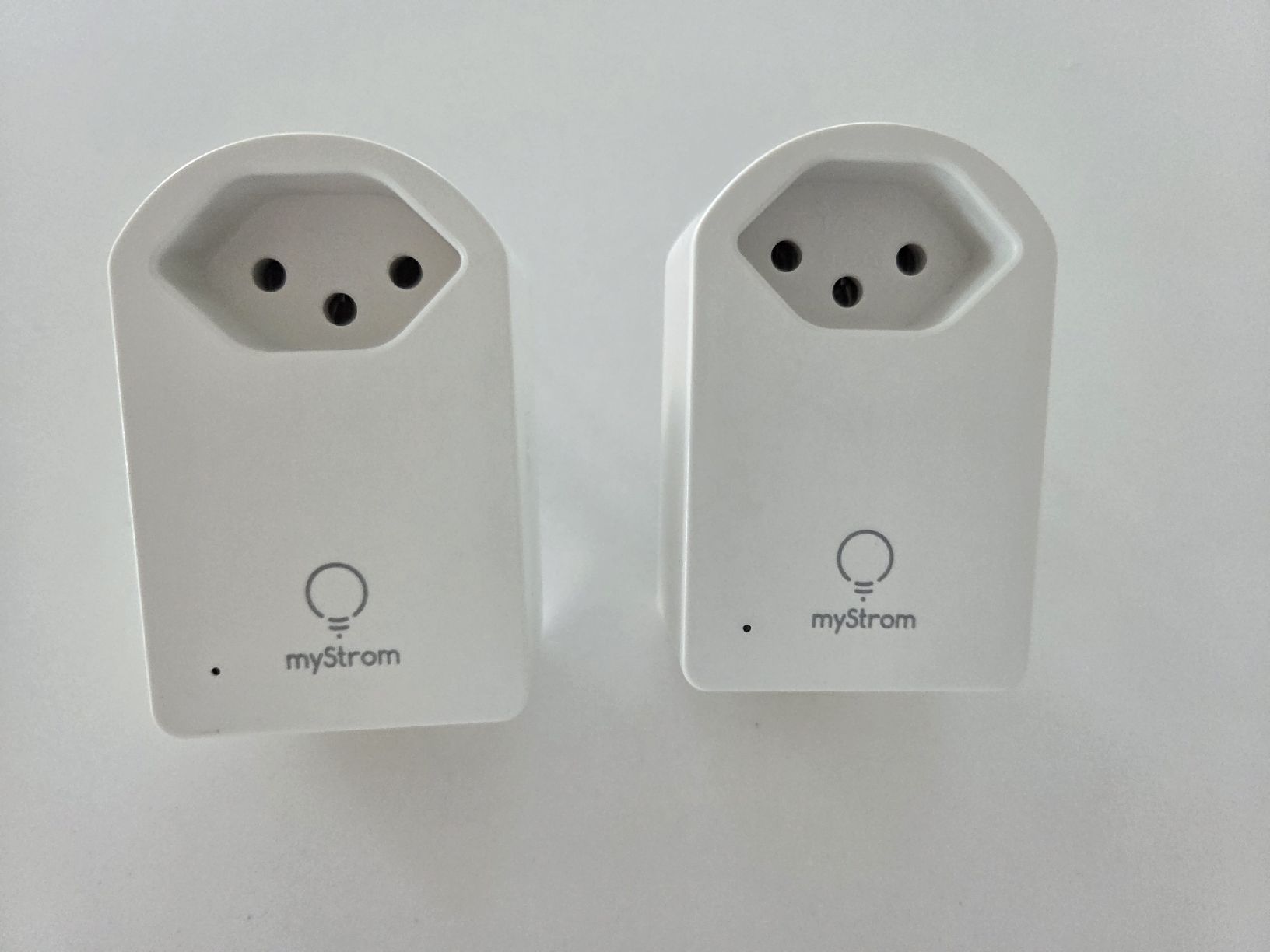 myStrom Interruttori: Zwei MyStrom Powerline Adapter weiss – Usato da Rüfenacht BE venduto da Sidney1981