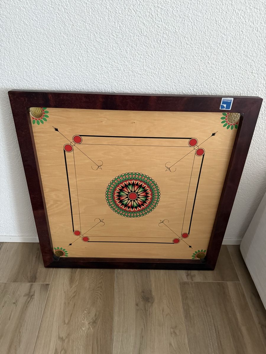 Giochi: Löhmann Carrom Brettspiel – Usato da Ehrendingen venduto da edelkram