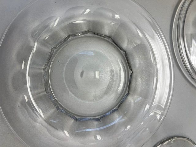 Bicchieri: Schale mit Deckel auf Presentoir – Usato da Muri b. Bern venduto da Elfe57 3