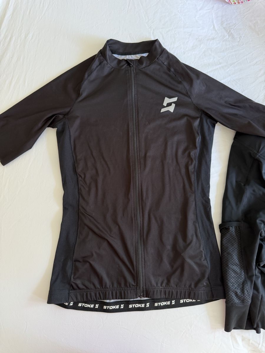 Kleiderpakete: Cycling Shorts with Windjacket Size S – Gebraucht aus Winterthur von adriana_1000 2
